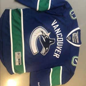 Vancouver Canucks Jersey!!